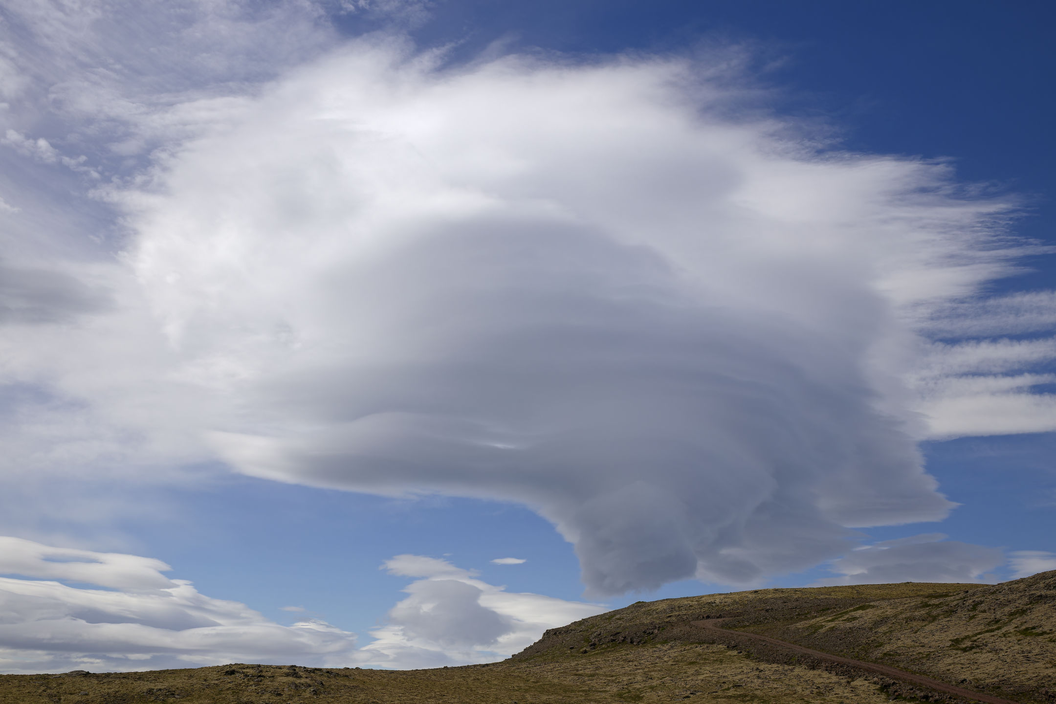 photo : nuage lenticulaire, Islande