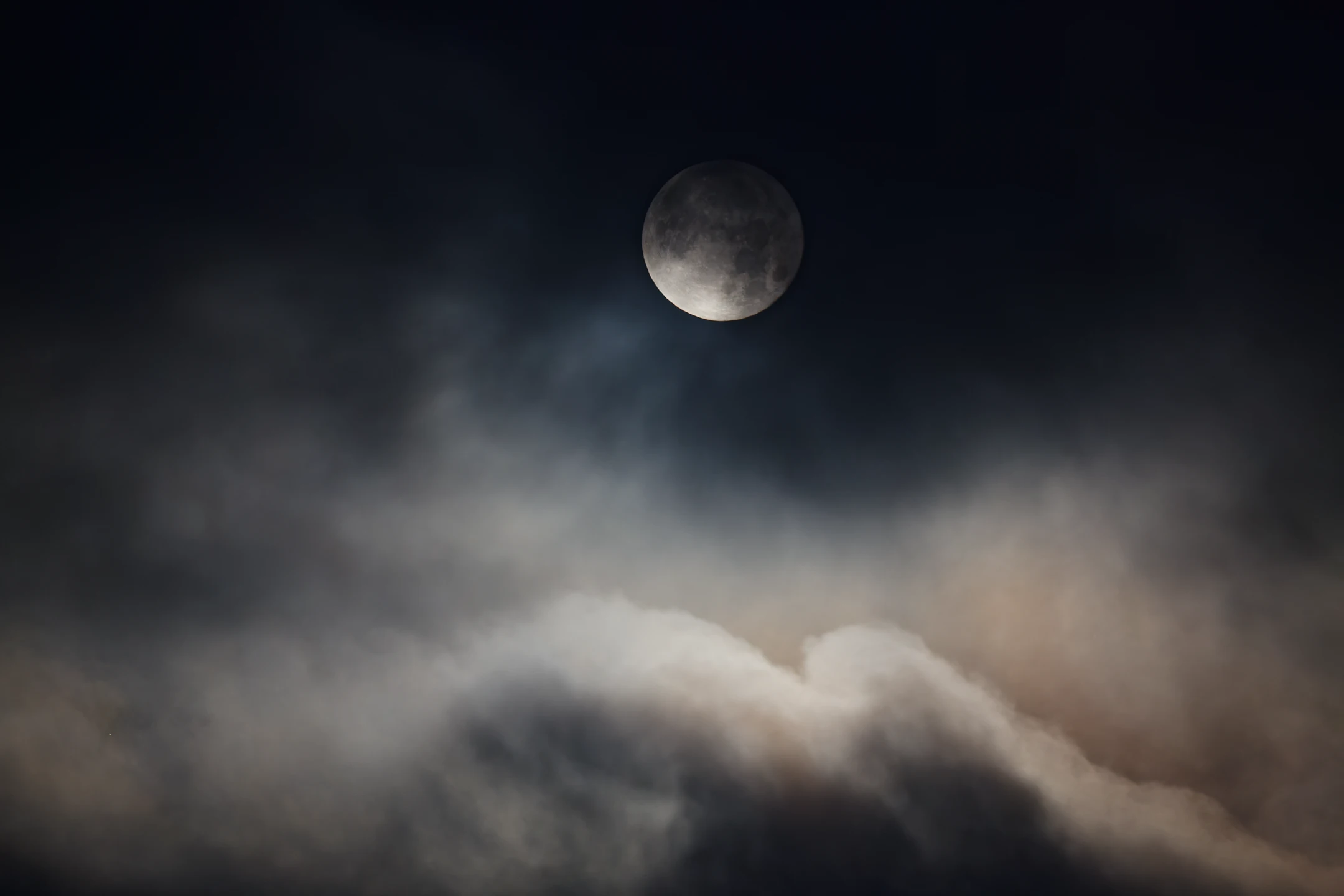 Lune cendrée