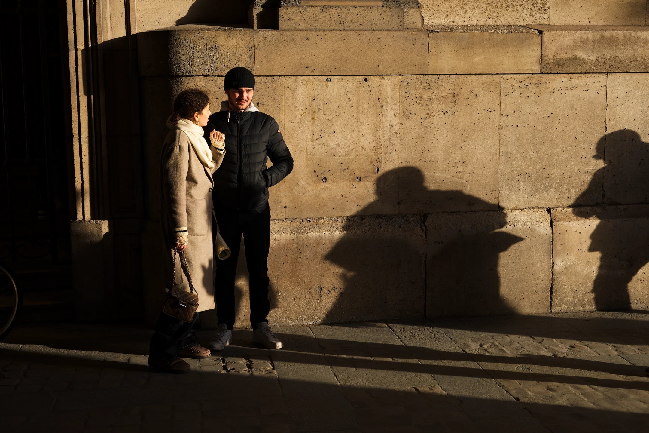 Street photo Paris : Musée du Louvre.