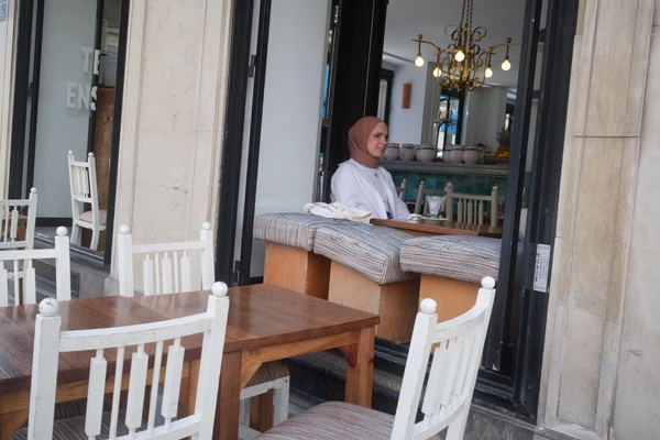 Street photo Paris : 247 Rue Saint-Martin.