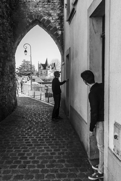 Street photo Seine-et-Marne : Moret-sur-Loing.