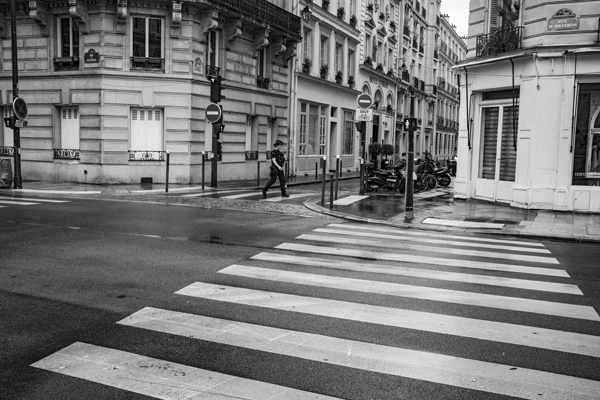 Street photo : France, Paris, Rue de Solferino.