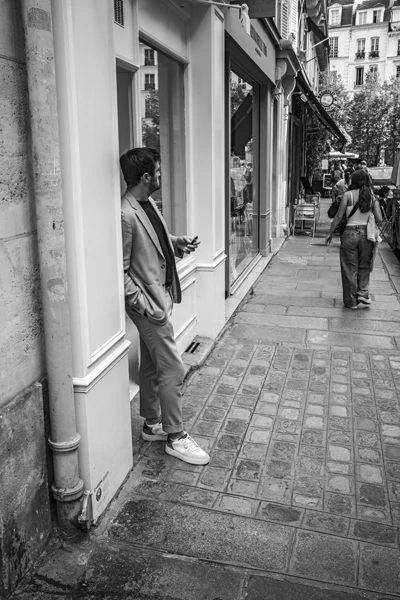 Street photo : France, Paris, Marais, Rue Malher.