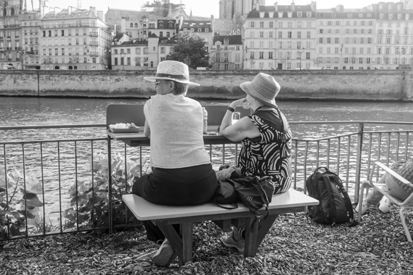 Street photo : France, Paris, Île Saint-Louis.
