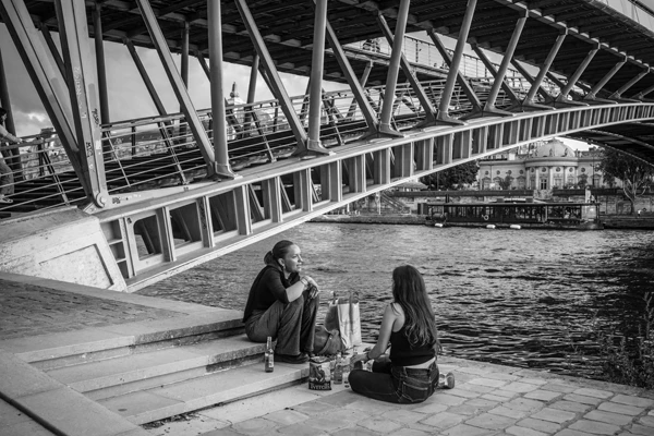 Street photo : France, Paris, Port des Tuileries, Passerelle Léopold-Sédar-Senghor.