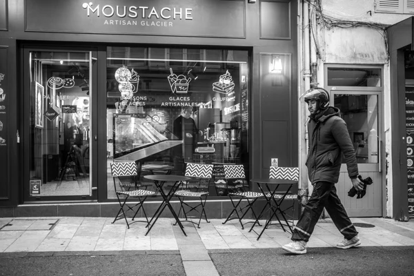 Street photo : France, Seine-et-Marne, Lagny-sur-Marne.