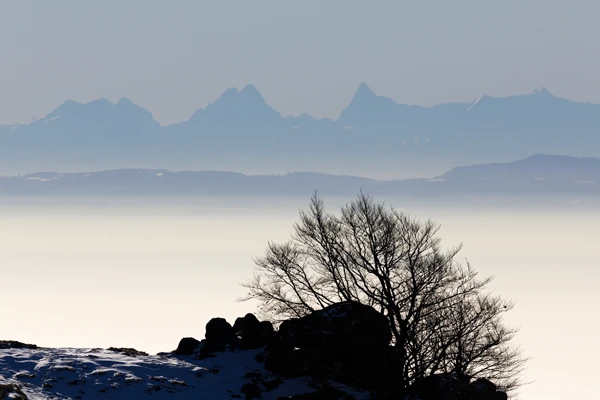 Photo : Montagnes de Fer (Ered Engrin).