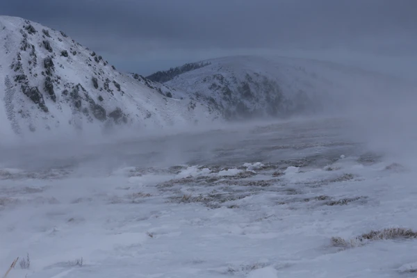 Photo : Petit Hohneck enneigé en hiver, Vosges.